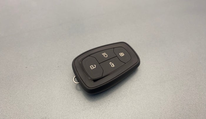 2023 Tata PUNCH ACCOMPLISHED DAZZLE SUNROOF CNG MT, CNG, Manual, 31,882 km, Key Close Up