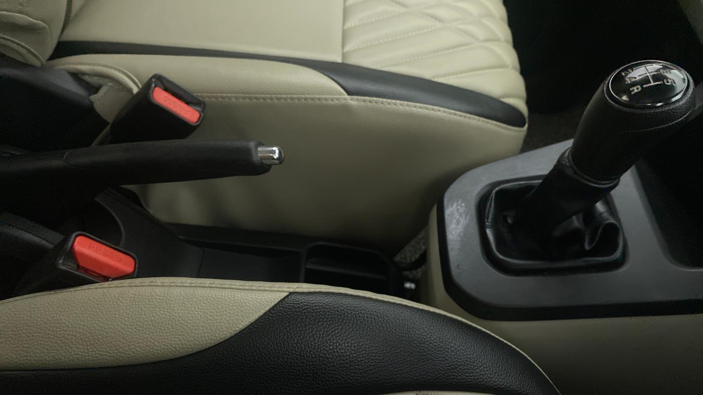 2019 Maruti New Wagon-R VXI 1.2L, Petrol, Manual, 14,218 km, Gear Lever