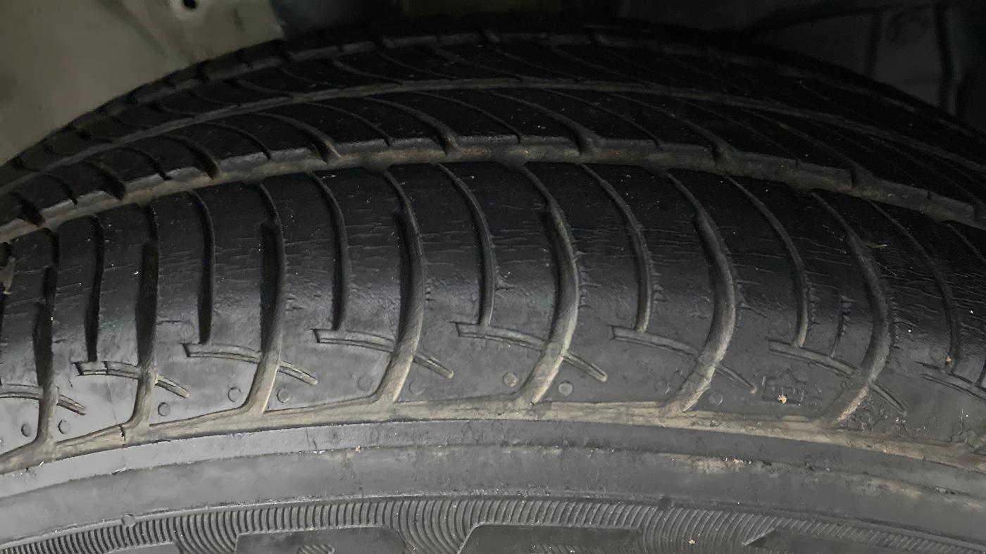 2019 Maruti New Wagon-R VXI 1.2L, Petrol, Manual, 14,218 km, Right Front Tyre Tread
