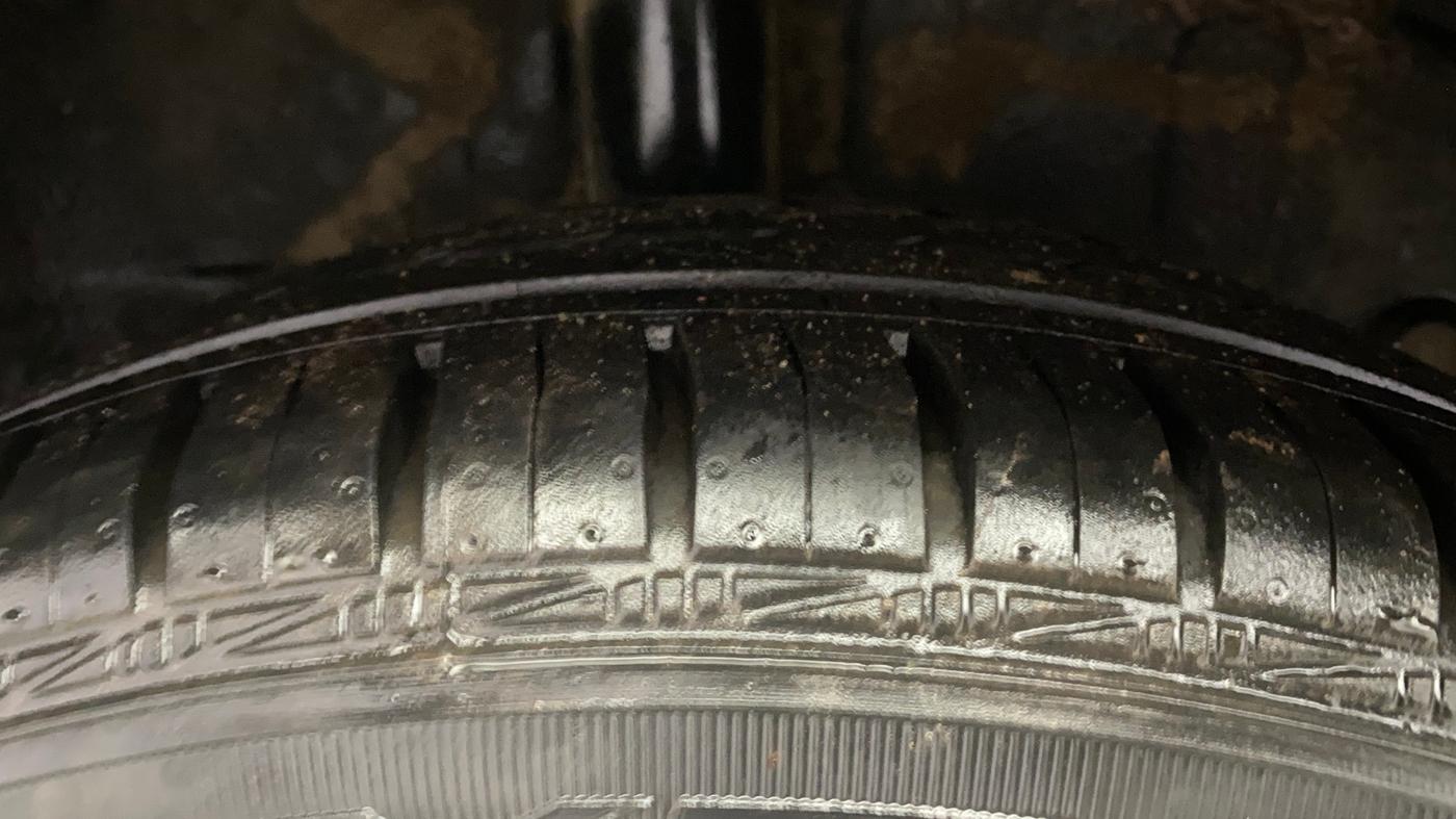 2014 Toyota Etios CROSS 1.2 G, Petrol, Manual, 68,300 km, Right Rear Tyre Tread
