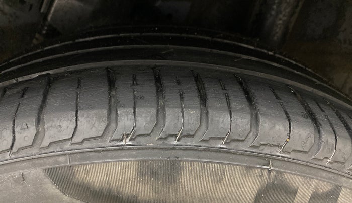 2022 Hyundai VENUE SX 1.0 TURBO IMT, Petrol, Manual, 36,243 km, Left Rear Tyre Tread