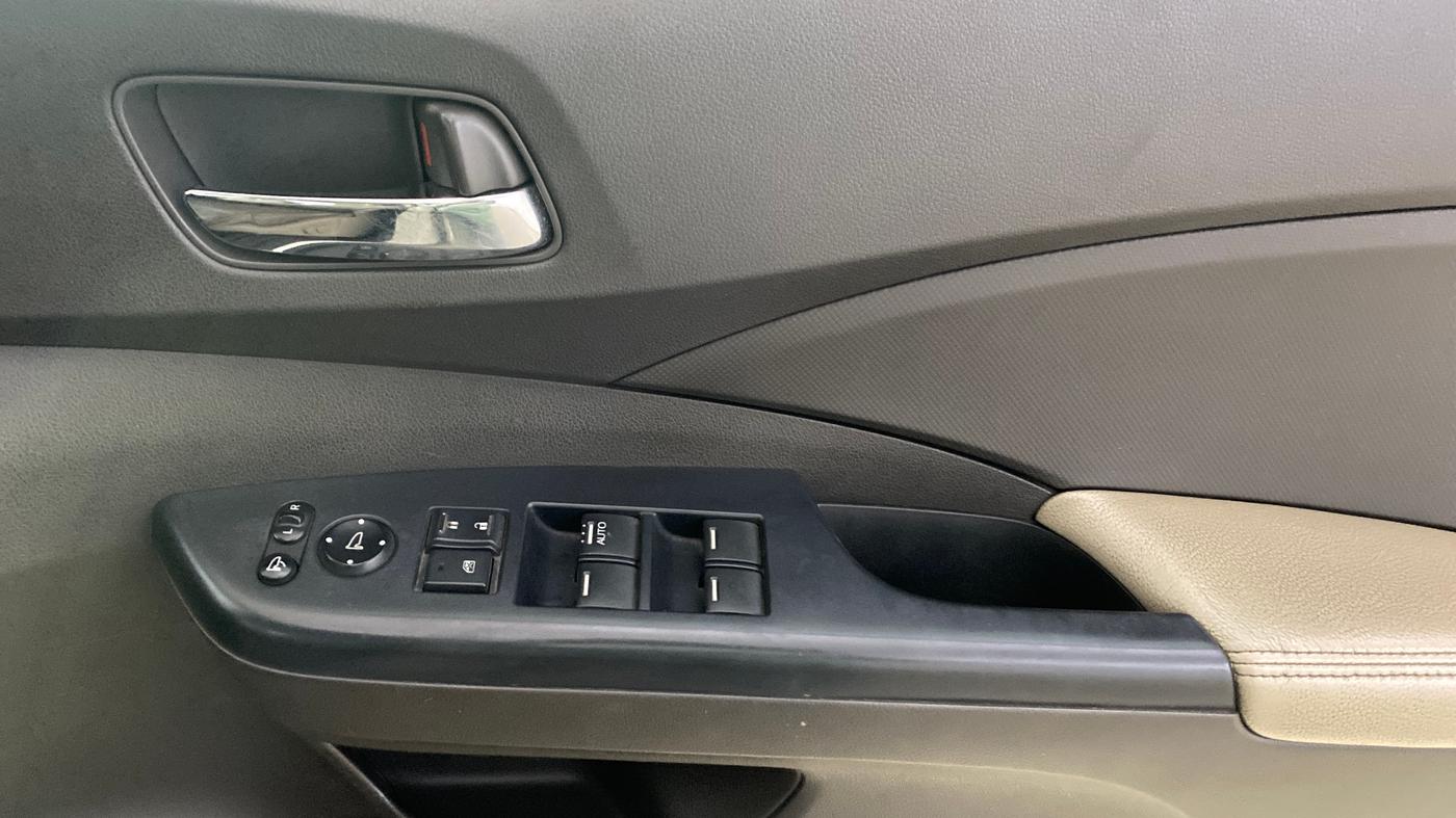 2015 Honda CRV 2.4 AWD AT, Petrol, Automatic, 77,546 km, Driver Side Door Panels Control