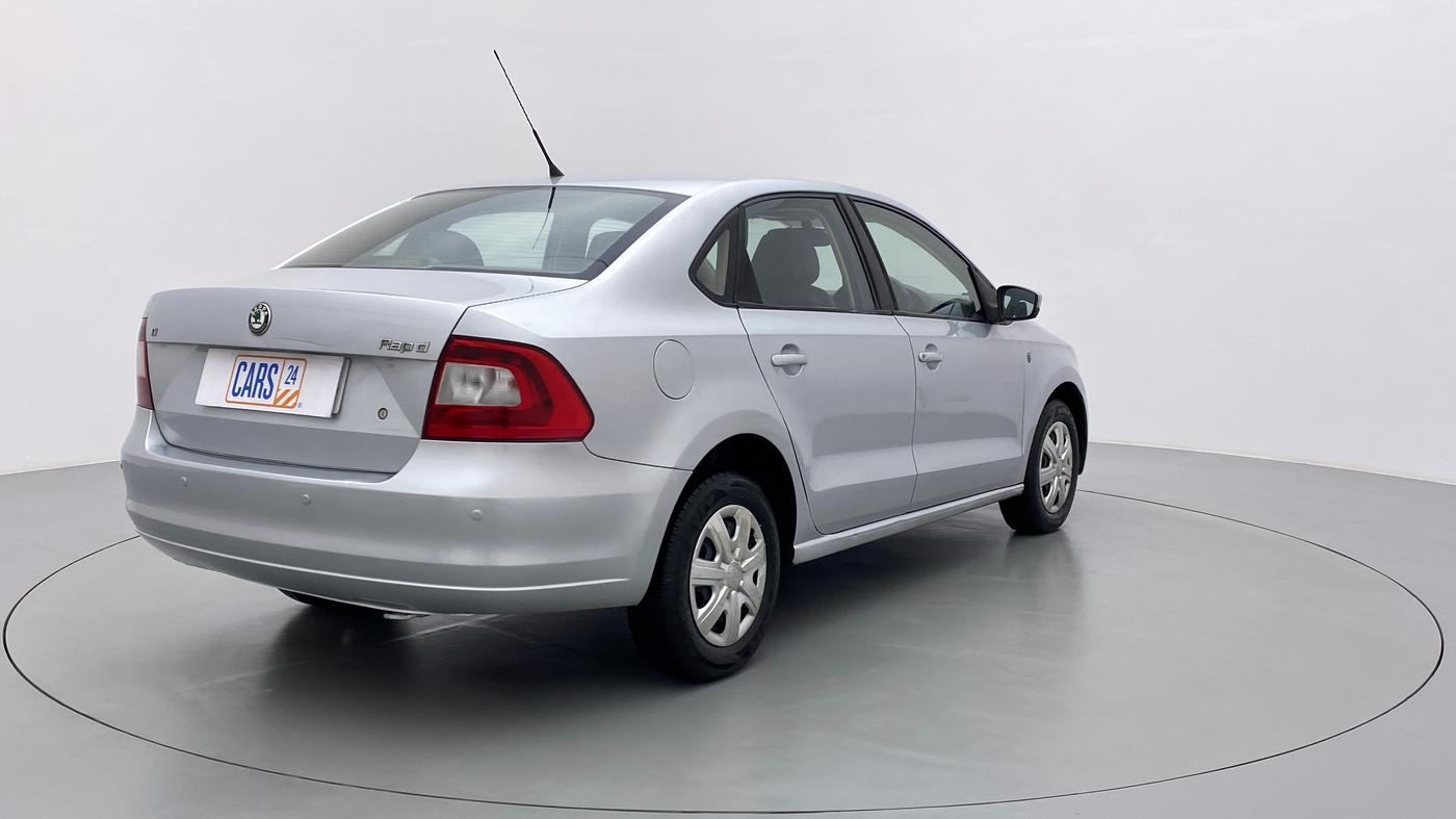 2012 Skoda Rapid 1.6 TDI MT AMBITION, Diesel, Manual, 51,366 km, Right Back Diagonal