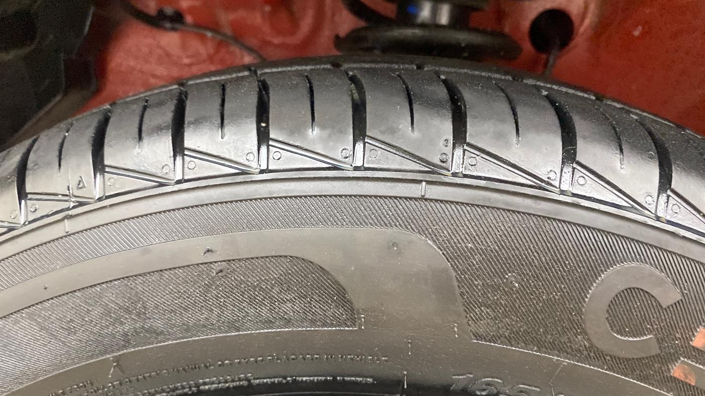 2025 Maruti S PRESSO Vxi Plus (O), Petrol, Manual, 3,511 km, Left Front Tyre Tread