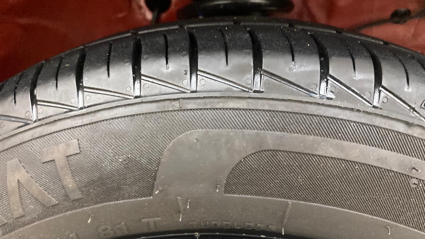 2025 Maruti S PRESSO Vxi Plus (O), Petrol, Manual, 3,511 km, Right Front Tyre Tread