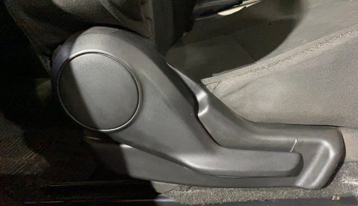 2017 Maruti Baleno DELTA PETROL 1.2, Petrol, Manual, 48,373 km, Driver Side Adjustment Panel