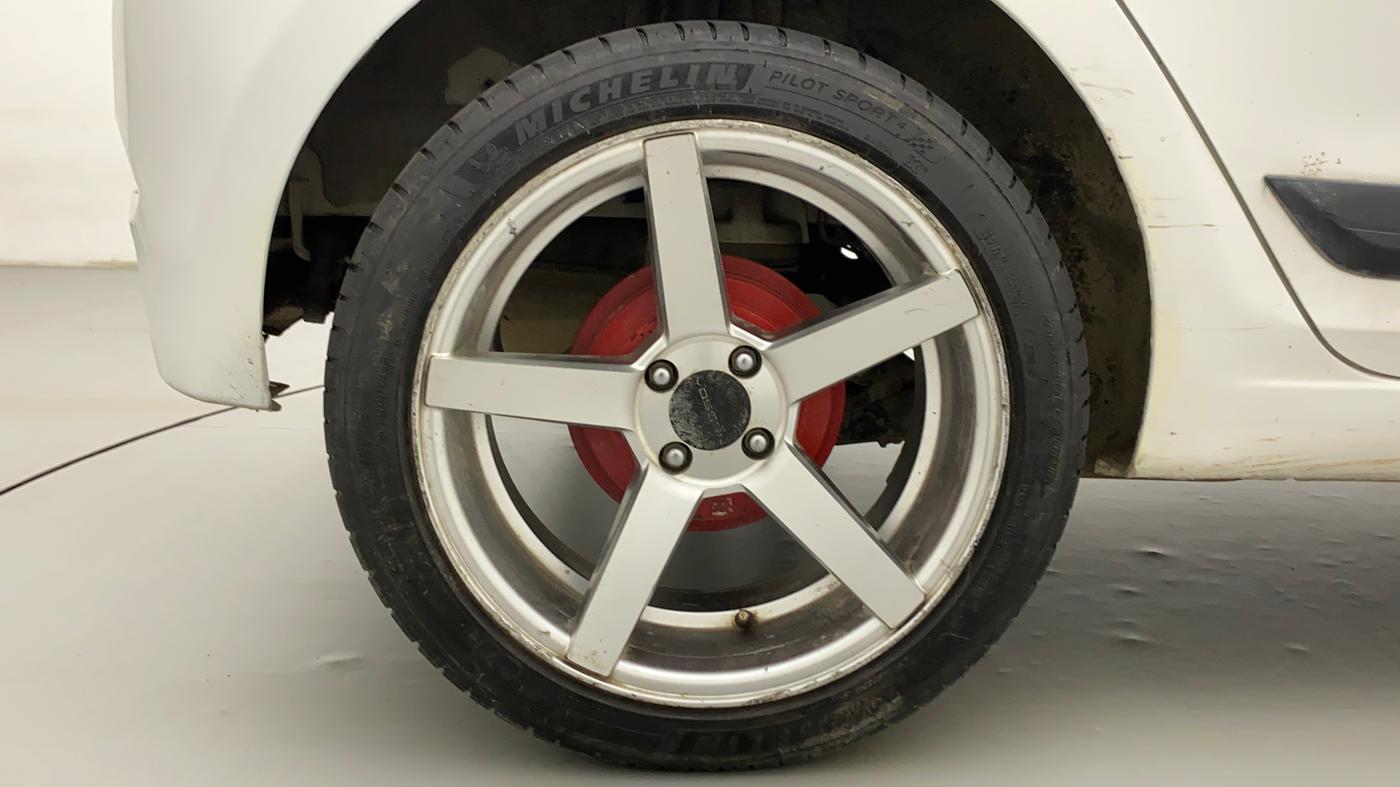 2015 Hyundai Elite i20 ASTA 1.2, CNG, Manual, 59,537 km, Right Rear Wheel