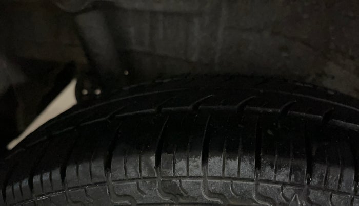 2018 Maruti Wagon R 1.0 LXI CNG, CNG, Manual, 65,655 km, Right Rear Tyre Tread