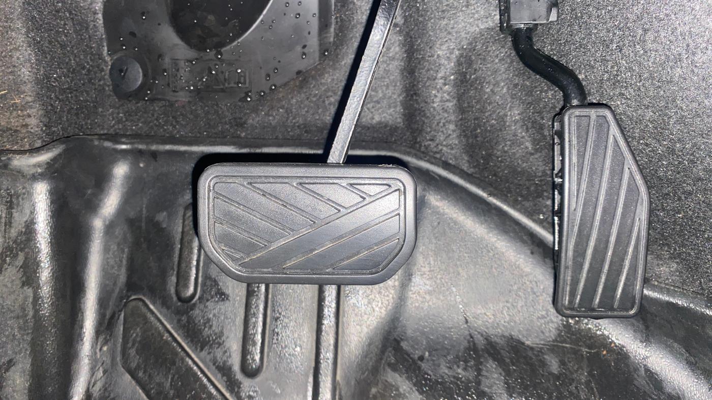 2023 Maruti IGNIS ALPHA 1.2 AMT, Petrol, Automatic, 15,209 km, Pedals