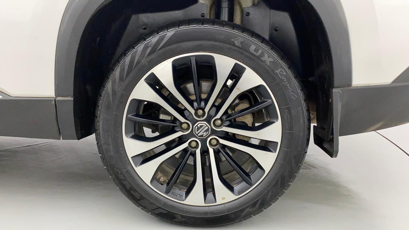 2022 MG HECTOR SHARP HYBRID 1.5 PETROL, Petrol, Manual, 79,007 km, Left Rear Wheel