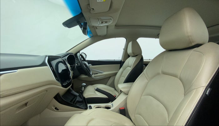 2022 MG HECTOR SHARP HYBRID 1.5 PETROL, Petrol, Manual, 79,007 km, Right Side Front Door Cabin