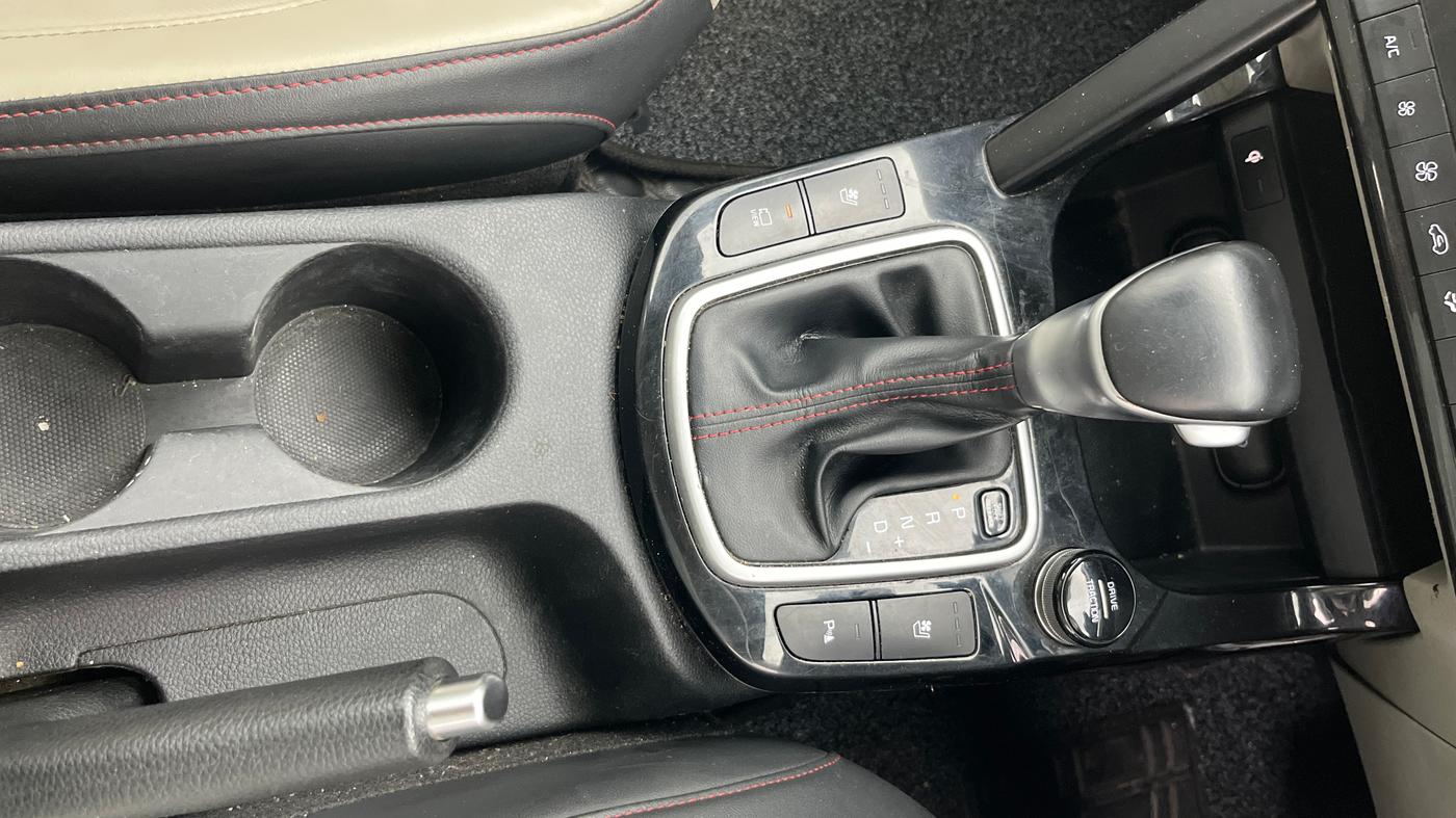 2020 KIA SELTOS GTX PLUS DCT 1.4 PETROL, Petrol, Automatic, 1,04,512 km, Gear Lever