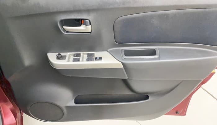 2012 Maruti Wagon R 1.0 VXI, Petrol, Manual, 38,816 km, Driver Side Door Panels Control