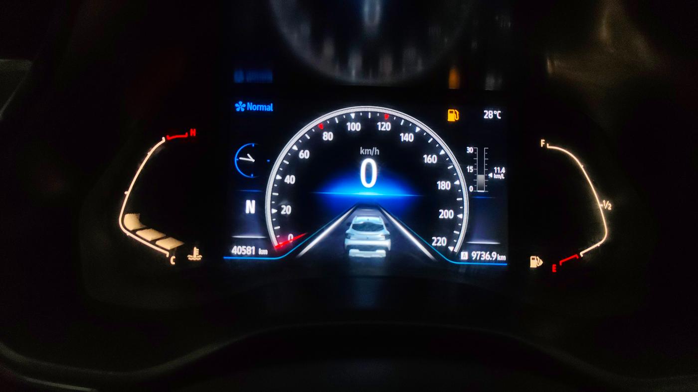 2023 Renault Kiger RXZ AMT, Petrol, Automatic, 40,581 km, Odometer Image