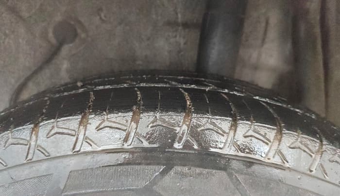 2016 Maruti Celerio ZDI (O), Diesel, Manual, 81,980 km, Left Rear Tyre Tread