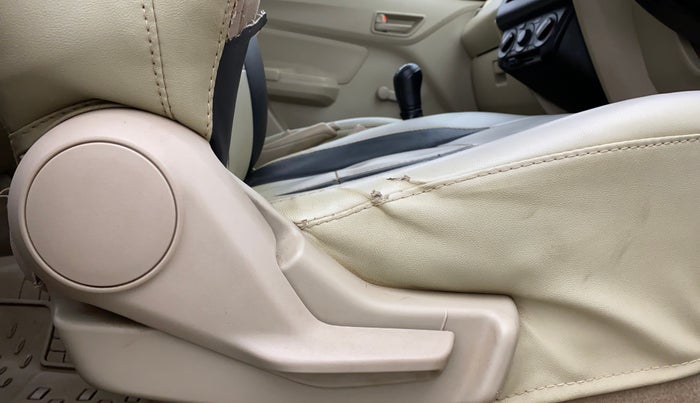 2018 Maruti Dzire LXI, Petrol, Manual, 65,424 km, Driver Side Adjustment Panel