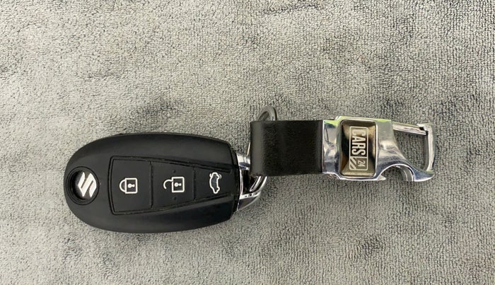 2018 Maruti Ciaz ALPHA  AT 1.5 SHVS PETROL, Petrol, Automatic, 80,362 km, Key Close Up