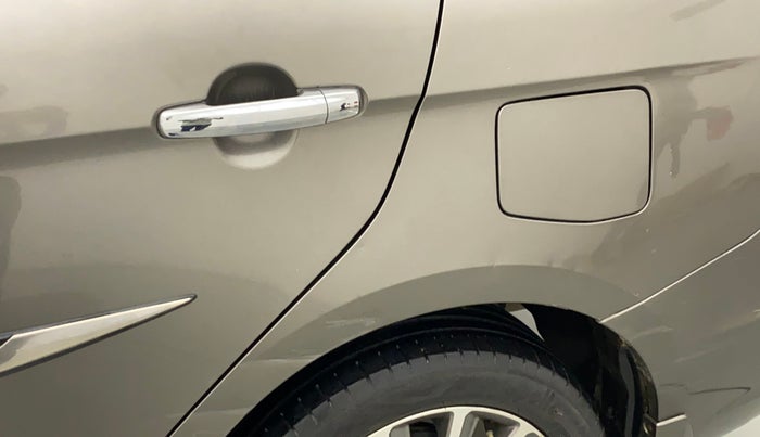 2018 Maruti Ciaz ALPHA  AT 1.5 SHVS PETROL, Petrol, Automatic, 80,362 km, Left quarter panel - Minor scratches
