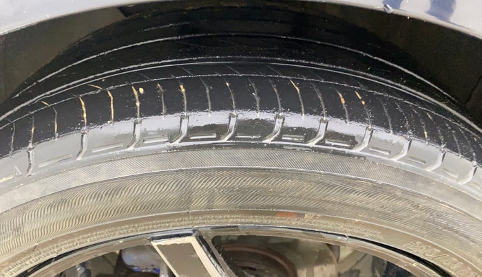 2021 Hyundai NEW I20 ASTA (O) 1.0 TURBO GDI DCT, Petrol, Automatic, 45,112 km, Left Front Tyre Tread