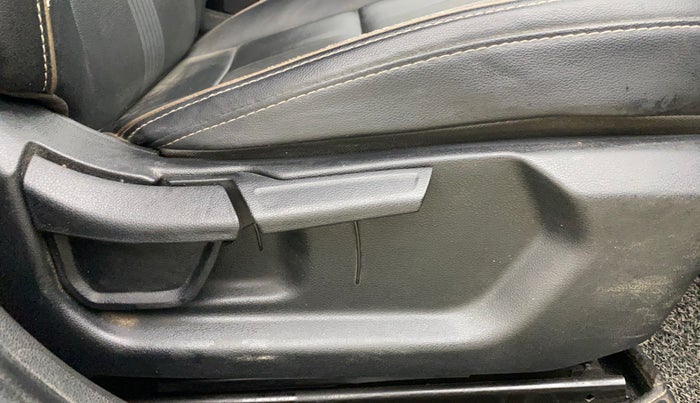 2021 Hyundai NEW I20 ASTA (O) 1.0 TURBO GDI DCT, Petrol, Automatic, 45,112 km, Driver Side Adjustment Panel