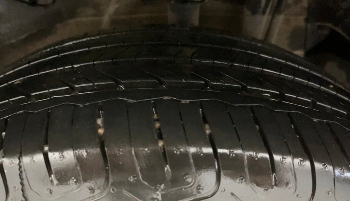 2023 Tata NEXON FEARLESS DUAL TONE 1.2 PETROL, Petrol, Manual, 5,562 km, Left Rear Tyre Tread