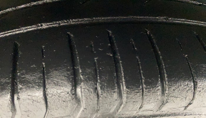 2021 Hyundai VENUE SX PLUS 1.0 TURBO DCT, Petrol, Automatic, 54,725 km, Right Rear Tyre Tread