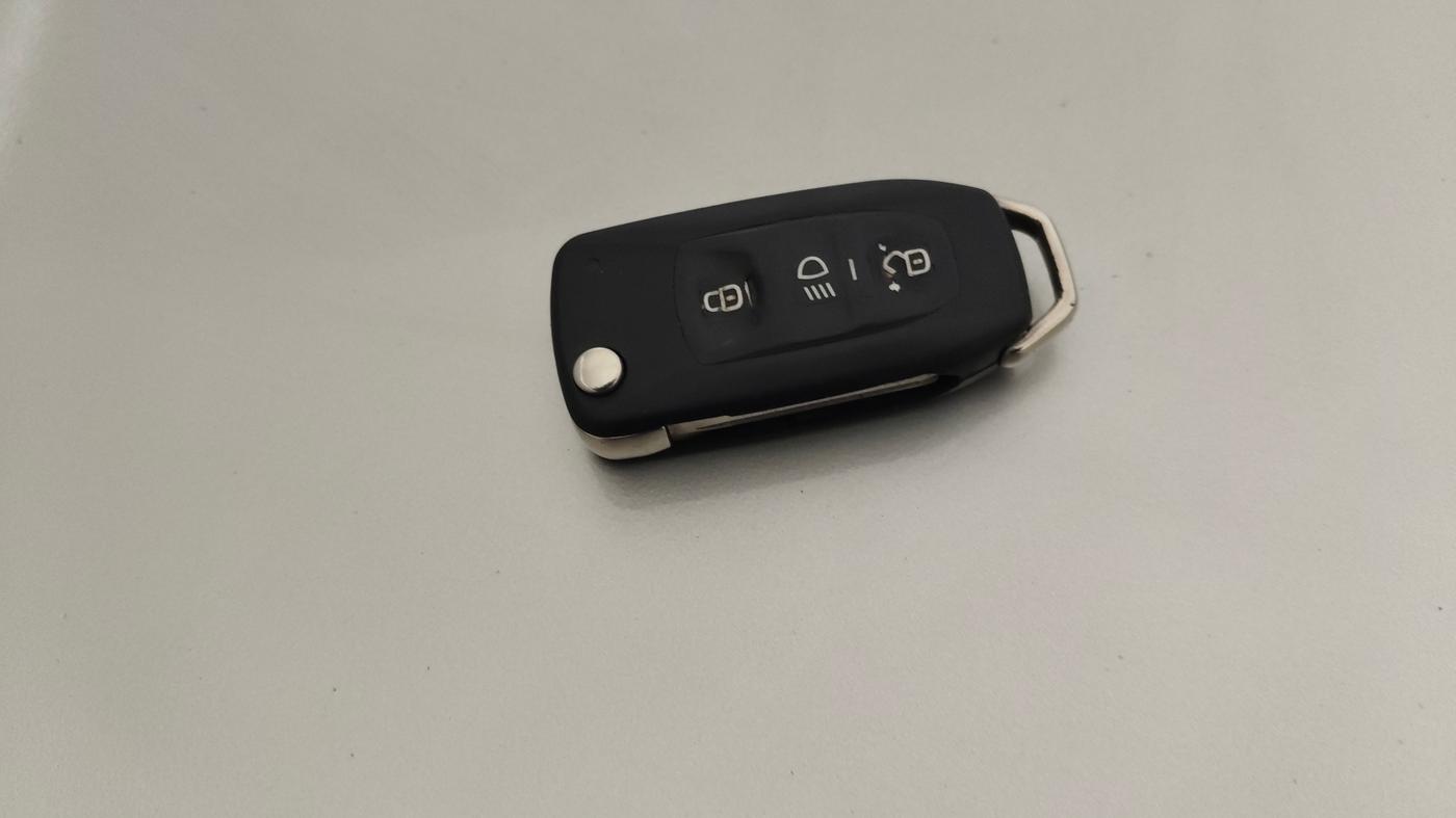 2015 Tata Zest XMS PETROL, Petrol, Manual, 35,281 km, Key Close Up