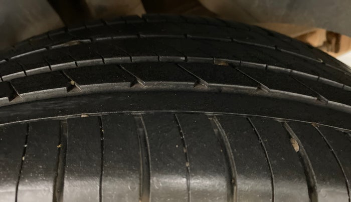 2019 Hyundai Creta 1.6 VTVT SX AUTO, Petrol, Automatic, 28,125 km, Left Rear Tyre Tread