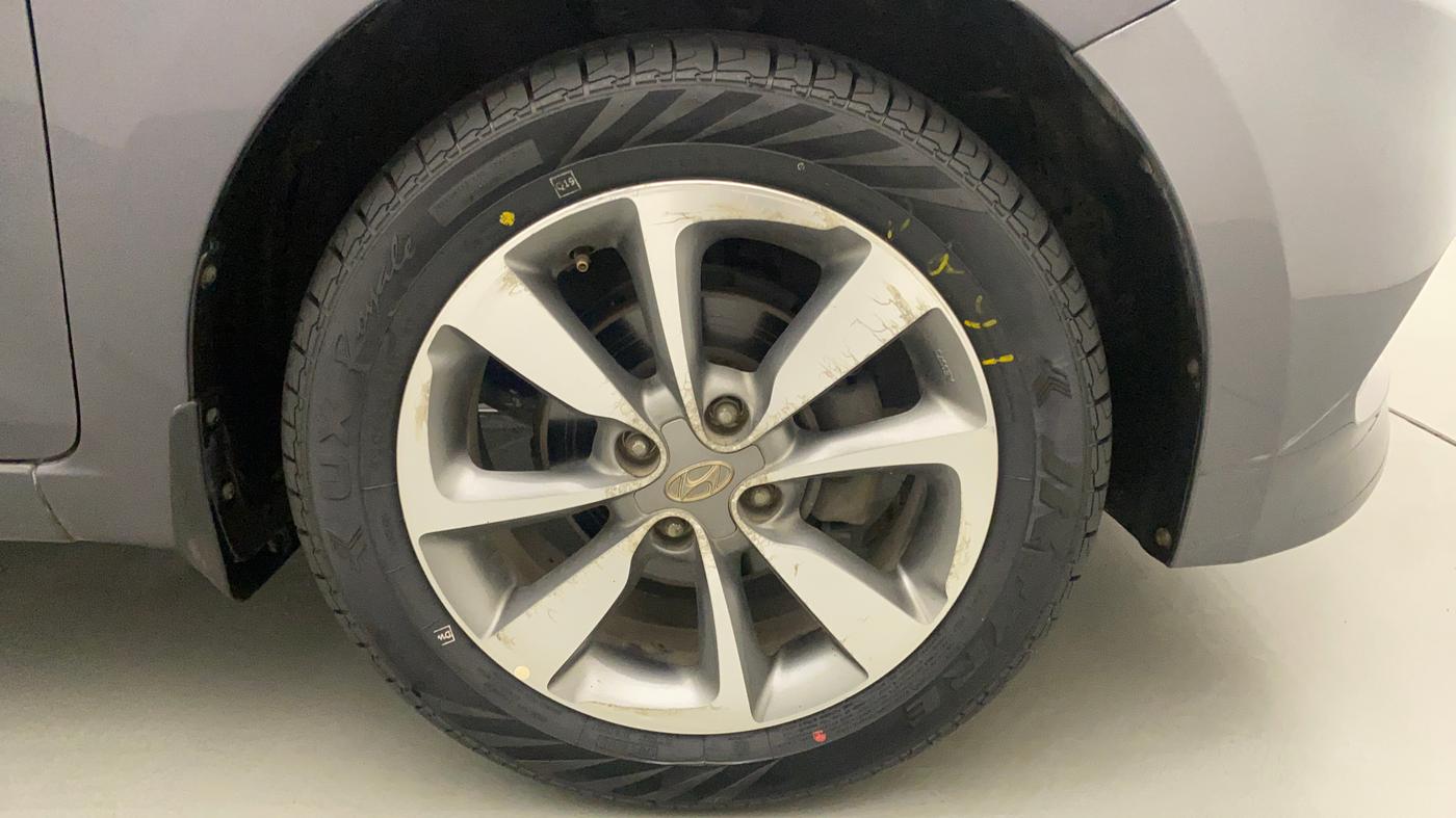 2015 Hyundai Elite i20 ASTA 1.2, Petrol, Manual, 15,122 km, Right Front Wheel