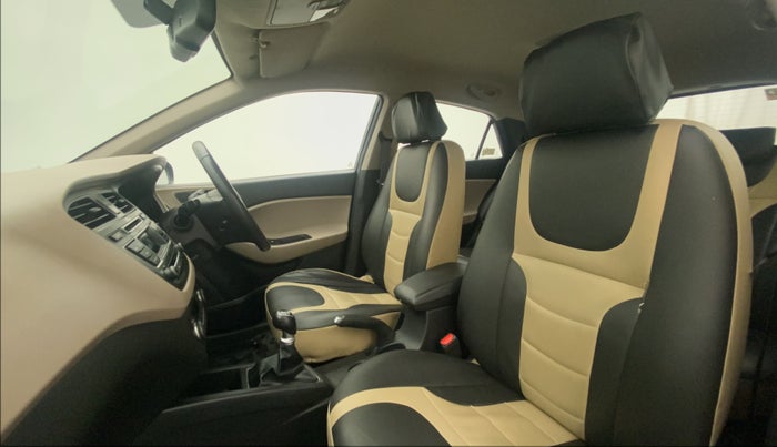2015 Hyundai Elite i20 ASTA 1.2, Petrol, Manual, 15,122 km, Right Side Front Door Cabin