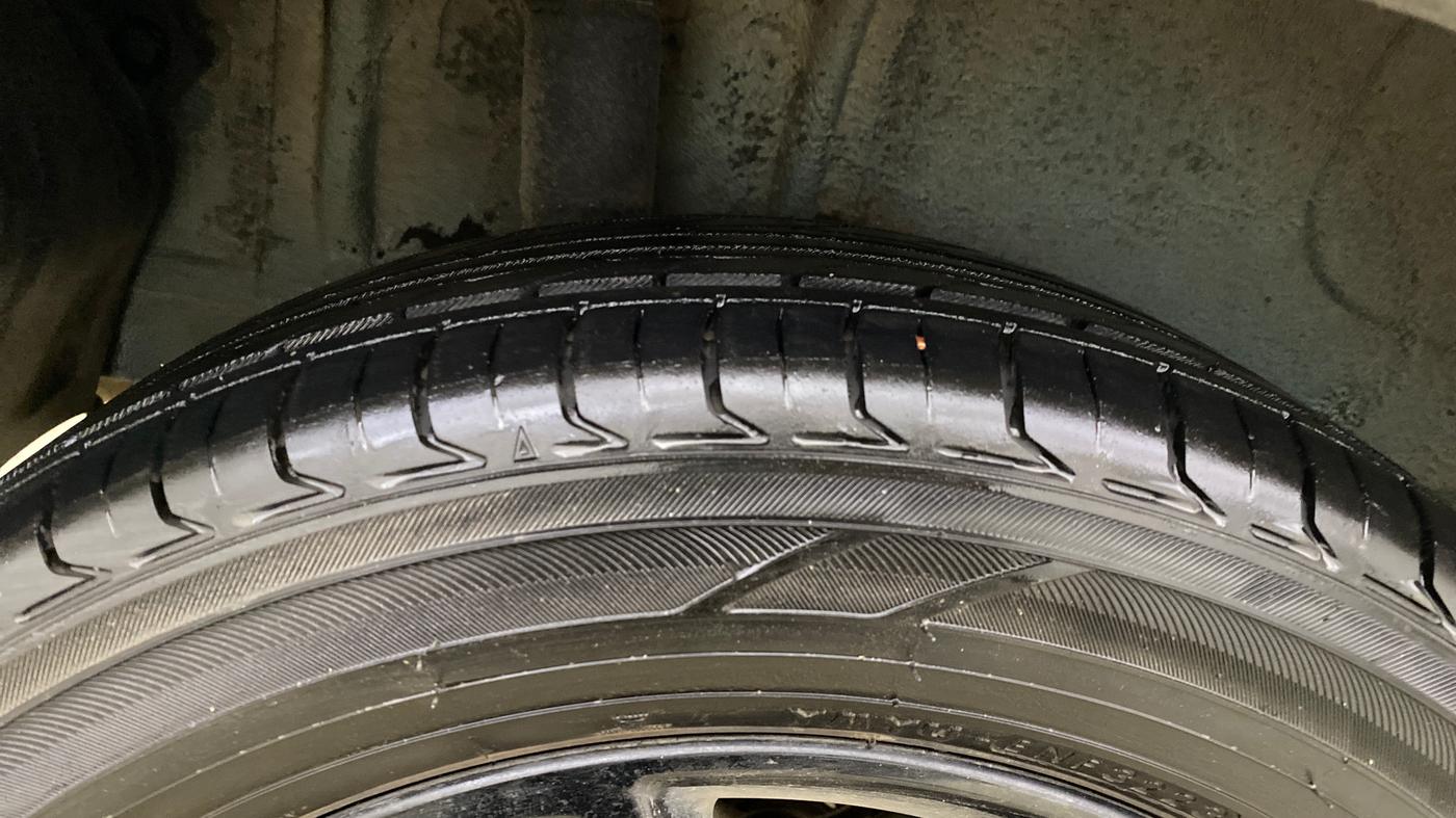 2017 Maruti IGNIS ZETA 1.2, Petrol, Manual, 32,690 km, Right Rear Tyre Tread