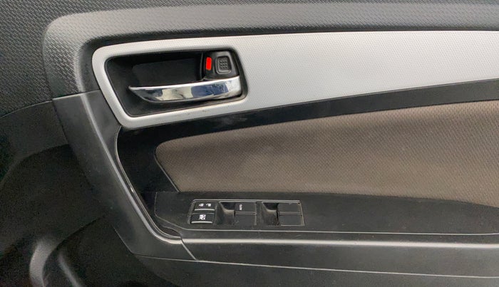 2020 Toyota URBAN CRUISER PREMIUM GRADE AT, Petrol, Automatic, 42,438 km, Driver Side Door Panels Control