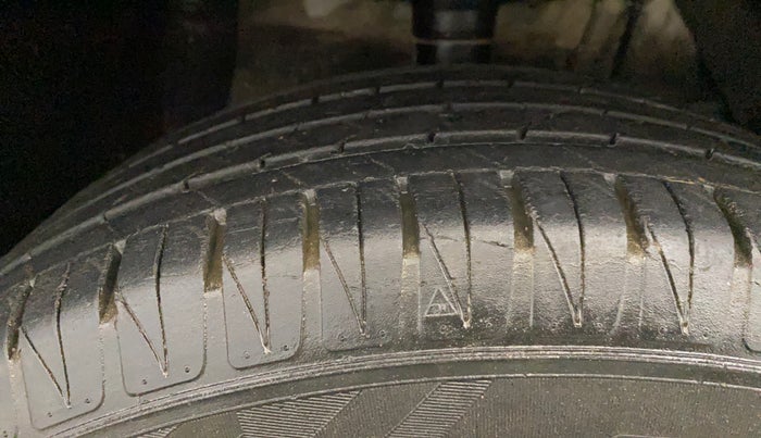 2020 Toyota URBAN CRUISER PREMIUM GRADE AT, Petrol, Automatic, 42,438 km, Right Front Tyre Tread