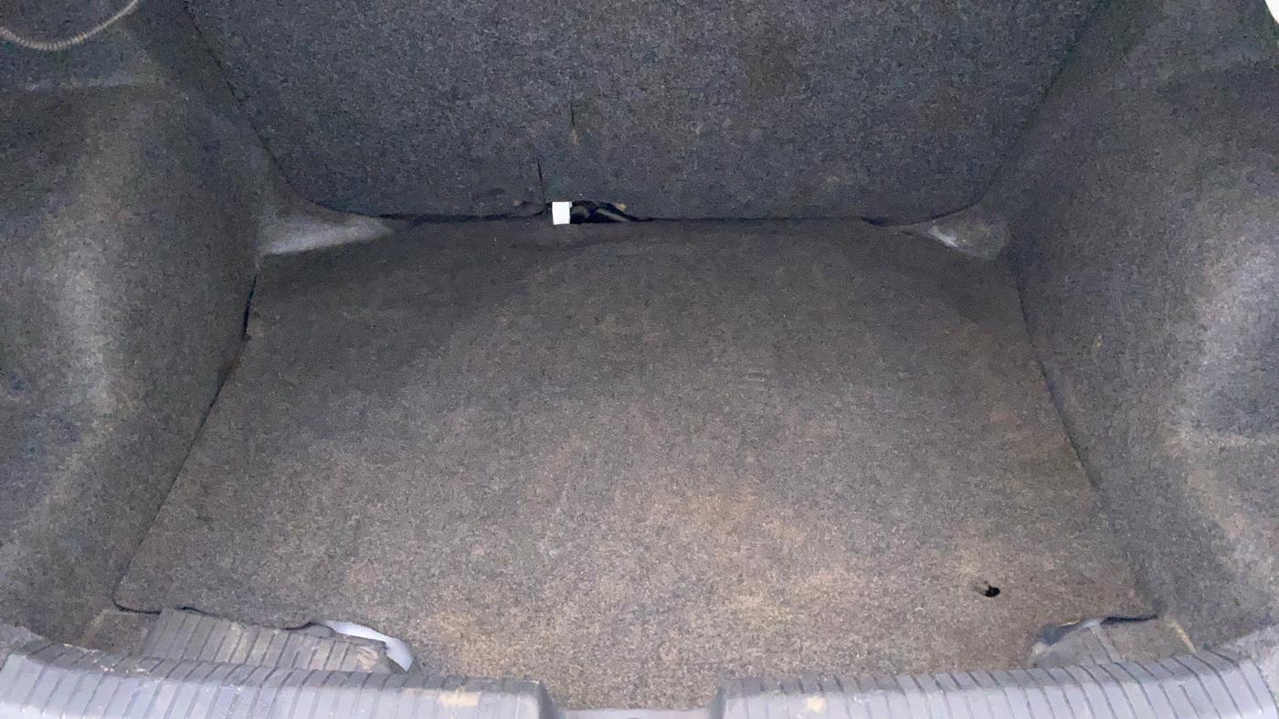 2018 Volkswagen Ameo Trendline 1.0, Petrol, Manual, 25,197 km, Boot inside view