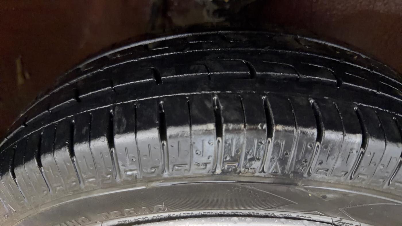 2015 Maruti Alto K10 VXI, Petrol, Manual, 1,13,655 km, Right Front Tyre Tread