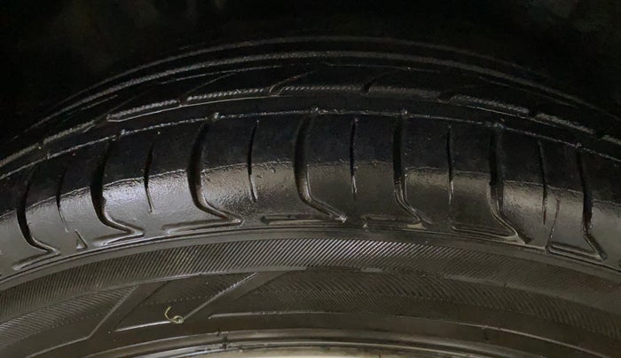 2016 Honda City 1.5L I-VTEC V MT, Petrol, Manual, 67,117 km, Right Rear Tyre Tread