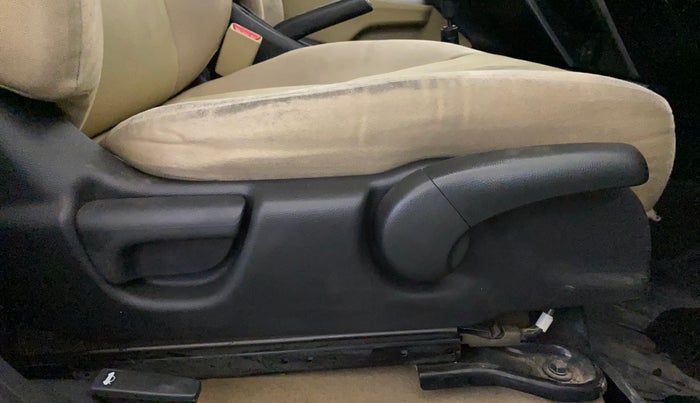 2016 Honda City 1.5L I-VTEC V MT, Petrol, Manual, 67,117 km, Driver Side Adjustment Panel