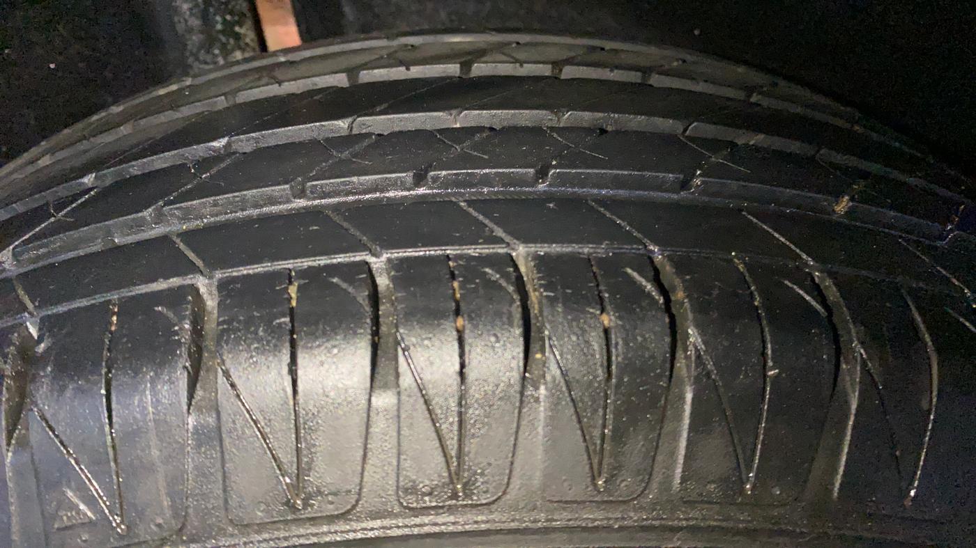 2017 Maruti Vitara Brezza ZDI, Diesel, Manual, 95,651 km, Right Rear Tyre Tread