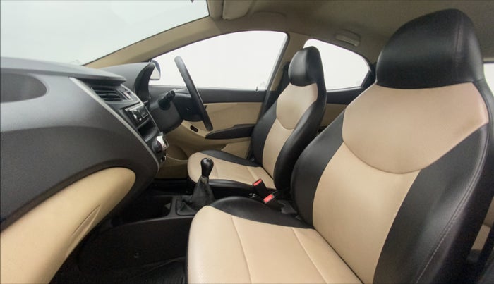 2015 Hyundai Eon ERA +, Petrol, Manual, 65,323 km, Right Side Front Door Cabin