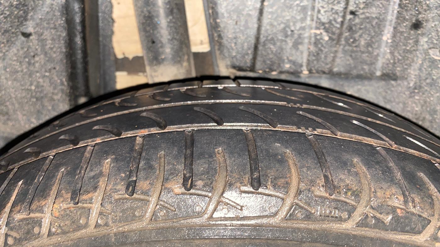 2019 Maruti Dzire ZXI PLUS AMT, Petrol, Automatic, 37,531 km, Right Rear Tyre Tread