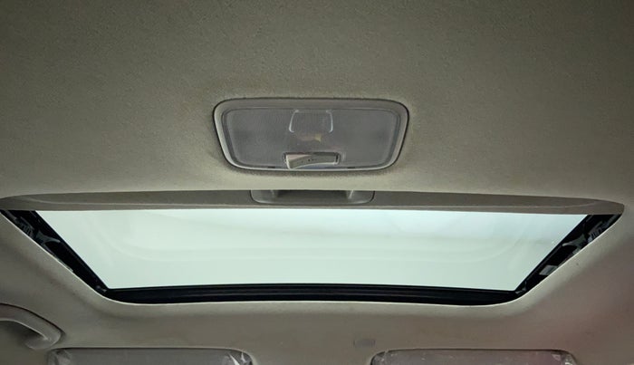 2019 Hyundai VENUE 1.0 TURBO GDI SX+ AT, Petrol, Automatic, 10,740 km, Moonroof/ Sunroof