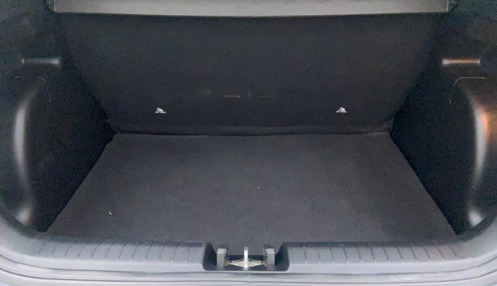 2019 Hyundai VENUE 1.0 TURBO GDI SX+ AT, Petrol, Automatic, 10,740 km, Boot Inside