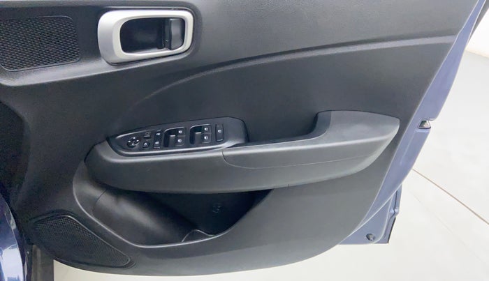 2019 Hyundai VENUE 1.0 TURBO GDI SX+ AT, Petrol, Automatic, 10,740 km, Driver Side Door Panels Control