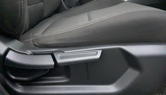 2019 Hyundai VENUE 1.0 TURBO GDI SX+ AT, Petrol, Automatic, 10,740 km, Driver Side Adjustment Panel