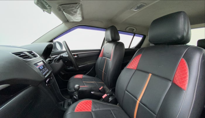 2014 Maruti Swift ZDI, Diesel, Manual, 28,066 km, Right Side Front Door Cabin View