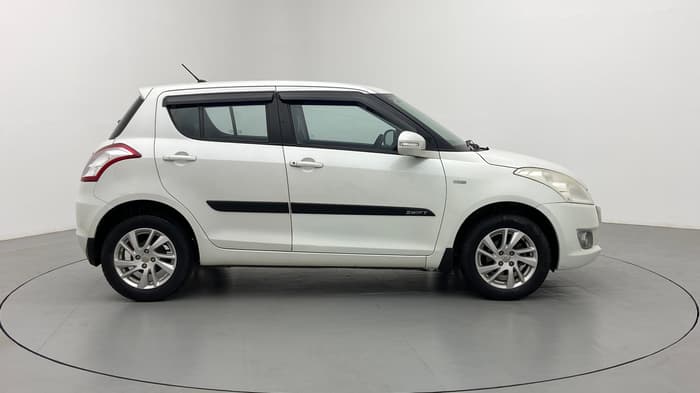 2014 Maruti Swift ZDI, Diesel, Manual, 28,066 km, Right Side View