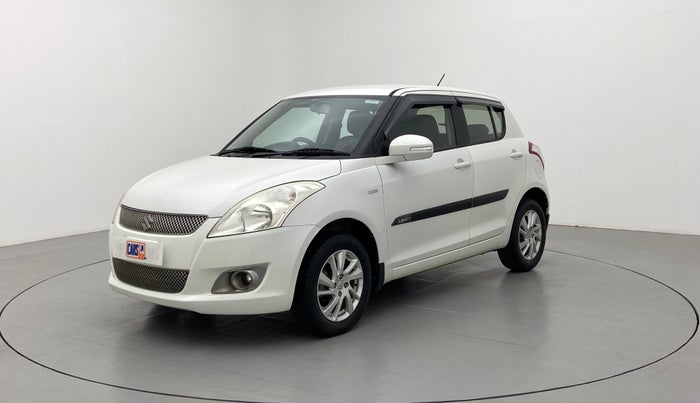 2014 Maruti Swift ZDI, Diesel, Manual, 28,066 km, Left Front Diagonal (45- Degree) View