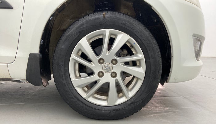 2014 Maruti Swift ZDI, Diesel, Manual, 28,066 km, Right Front Wheel