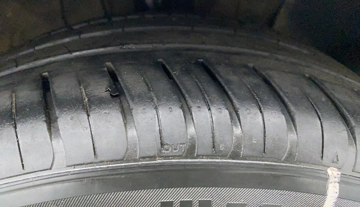 2018 Hyundai New Elantra 2.0 SX AT, Petrol, Automatic, 19,185 km, Right Front Tyre Tread