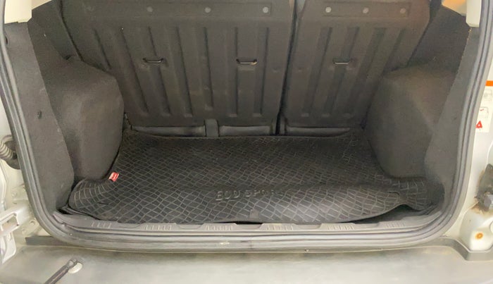 2014 Ford Ecosport TITANIUM 1.5L PETROL AT, Petrol, Automatic, 33,282 km, Boot Inside